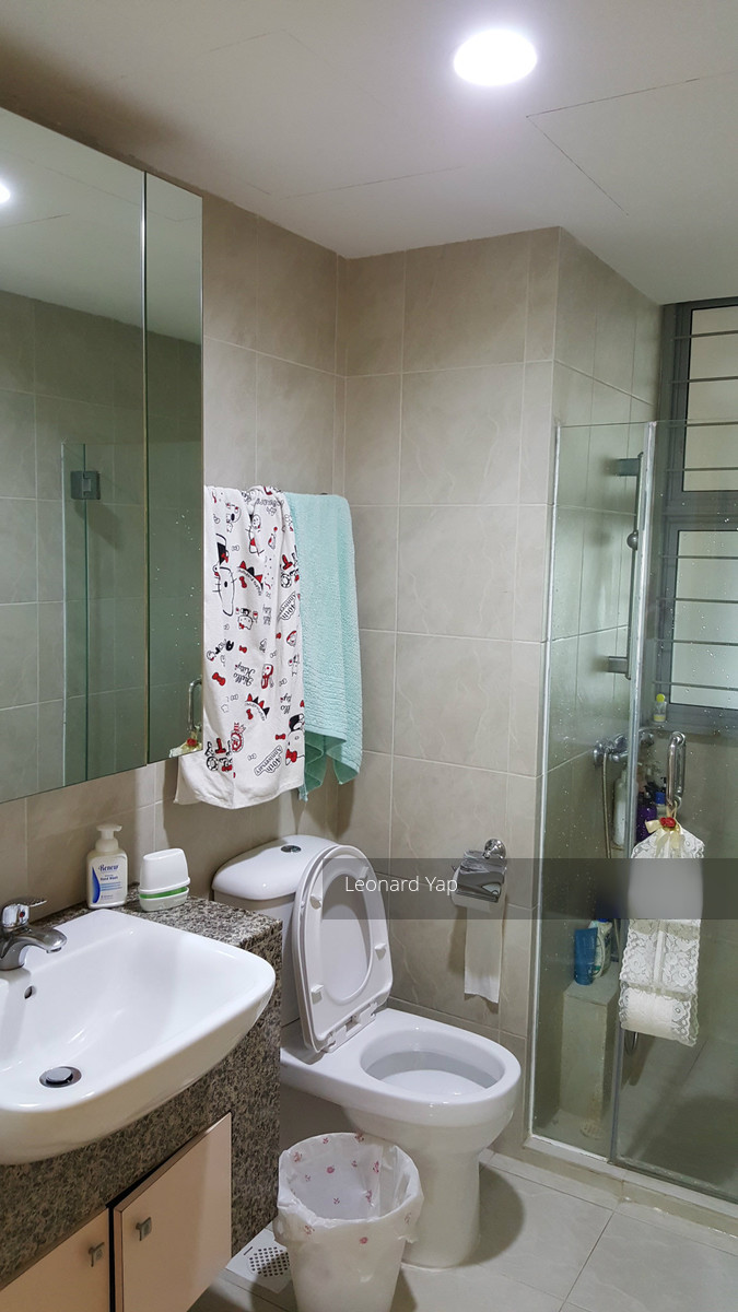 Lakeholmz (D22), Condominium #112306592